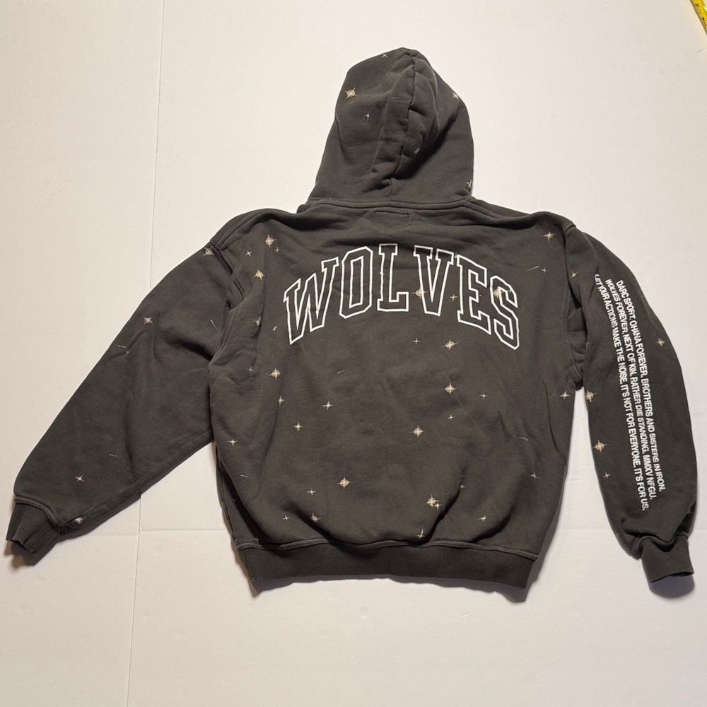 DARC SPORT Wolves Club Faded Black 'Wolves Forever' Graphic Hoodie Sweatshirt M - Picture 13 of 15